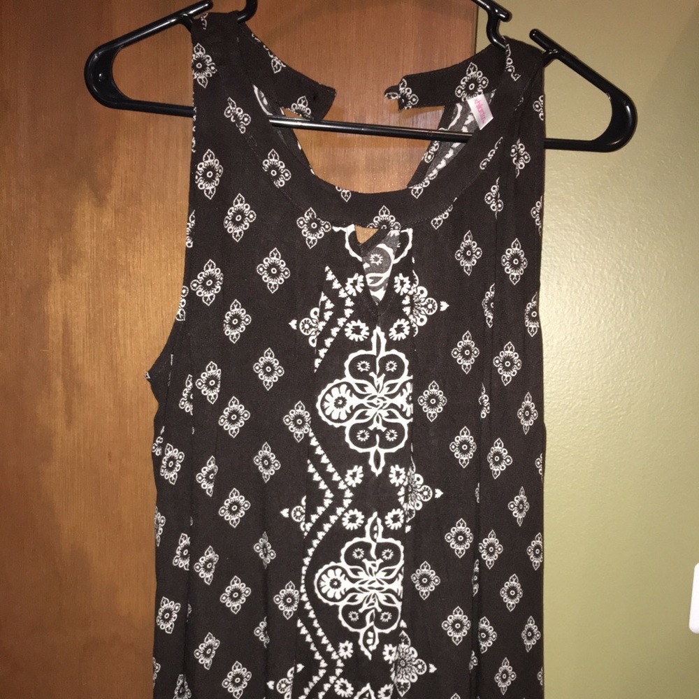 Women’s dress tank